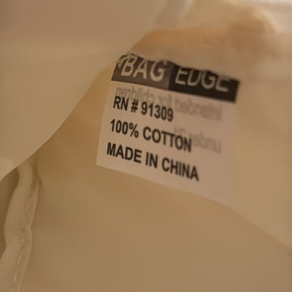 Bag Edge White Canvas Pouch with Pink Smiley Face - Picture 5 of 5